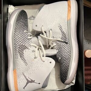 Jordan Athletic Shoes White and Black